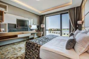merit grand mosta spa hotel and casino