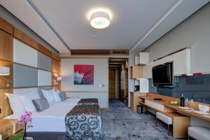 merit grand mosta spa hotel and casino