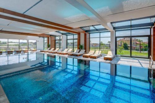 merit grand mosta spa hotel and casino