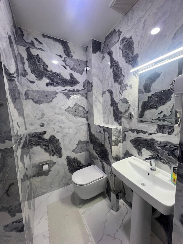 armon apart hotel