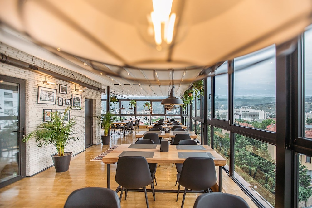 timber boutique hotel