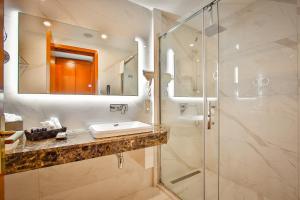 new tiflis hotel