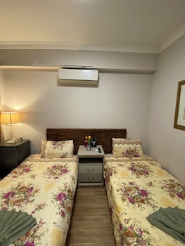 central hotel