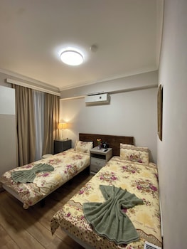 central hotel