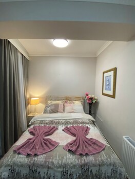 central hotel