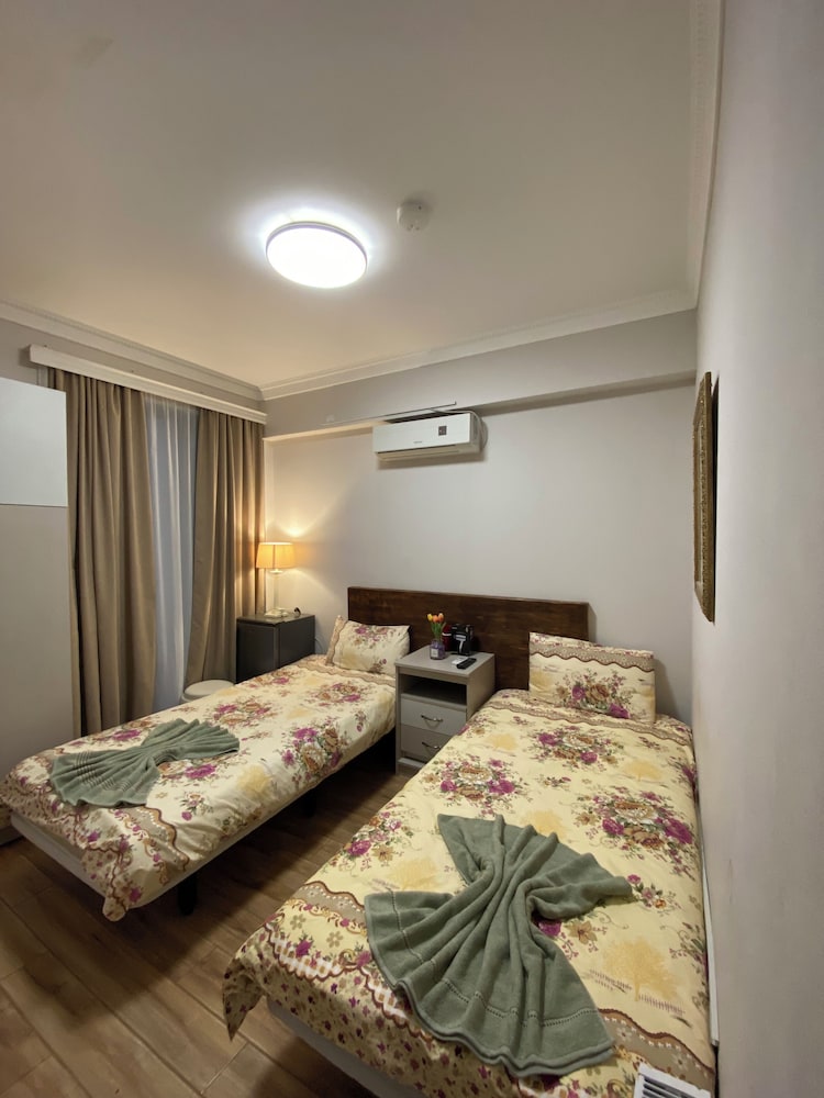 central hotel