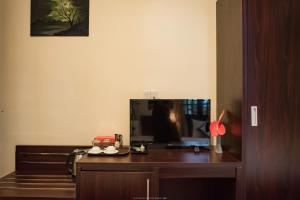 spring garden villa