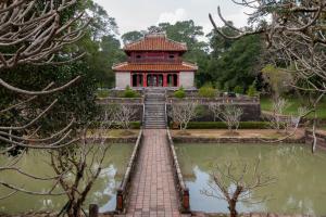 spring garden villa
