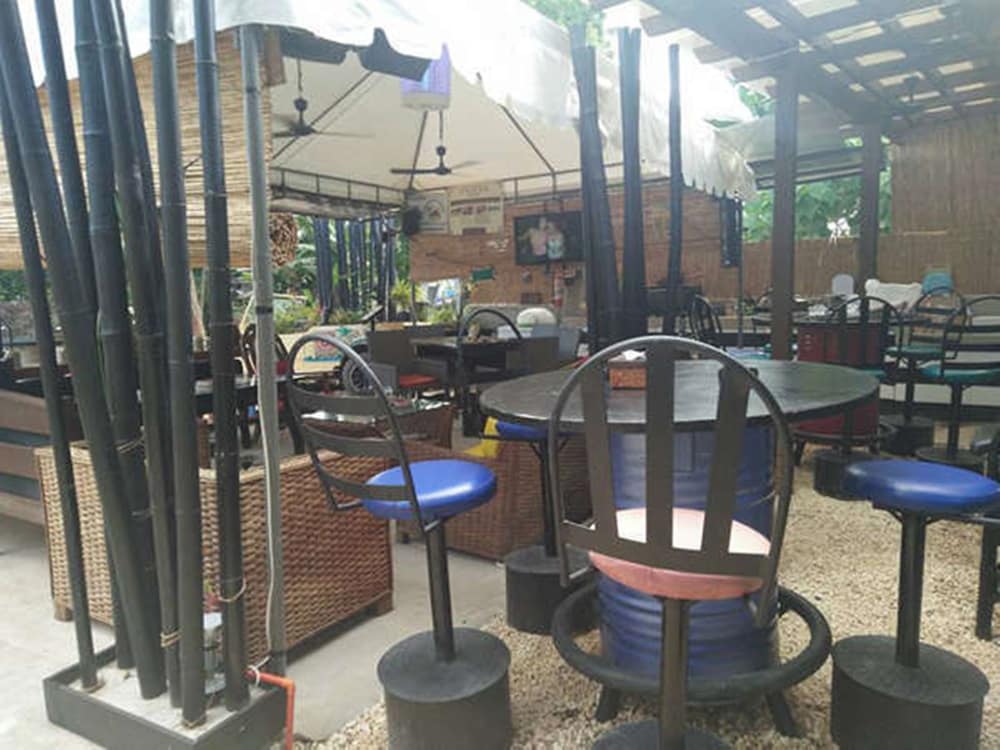 miles yce bamboo house