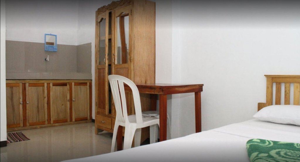 miles yce bamboo house