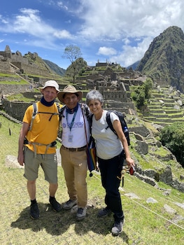 chinchero boutique hotel and tours