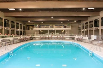 radisson hotel louisville north