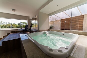 serra madre residence