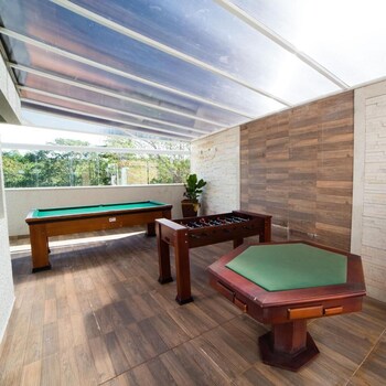 serra madre residence