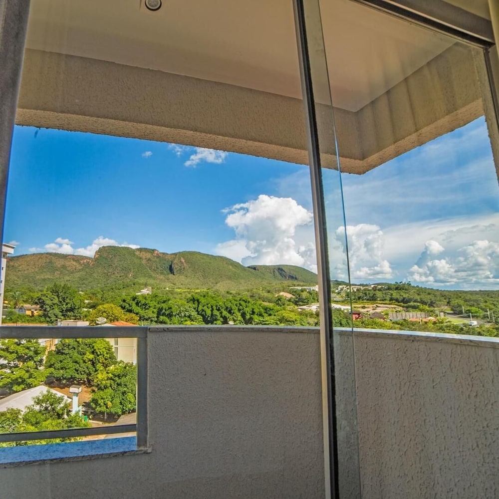 serra madre residence