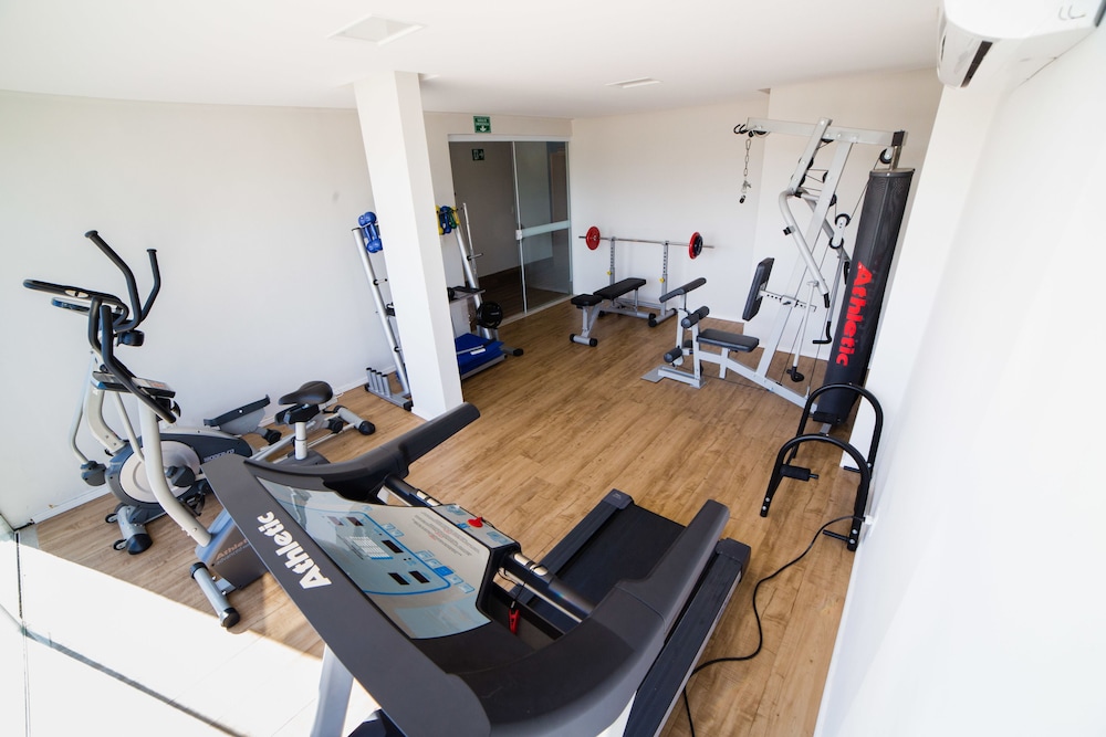 serra madre residence