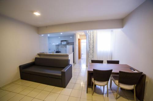 serra madre residence