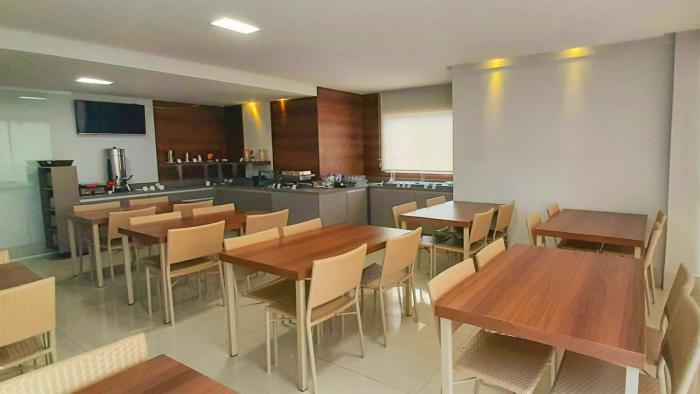 serra madre residence