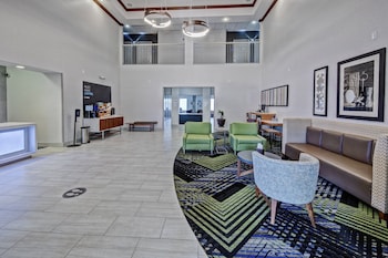 Holiday Inn Express Hotel & Suites Clarksville By Ihg,Johnson>>Clarksville,3 star