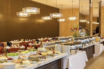 royal palm tower anhanguera
