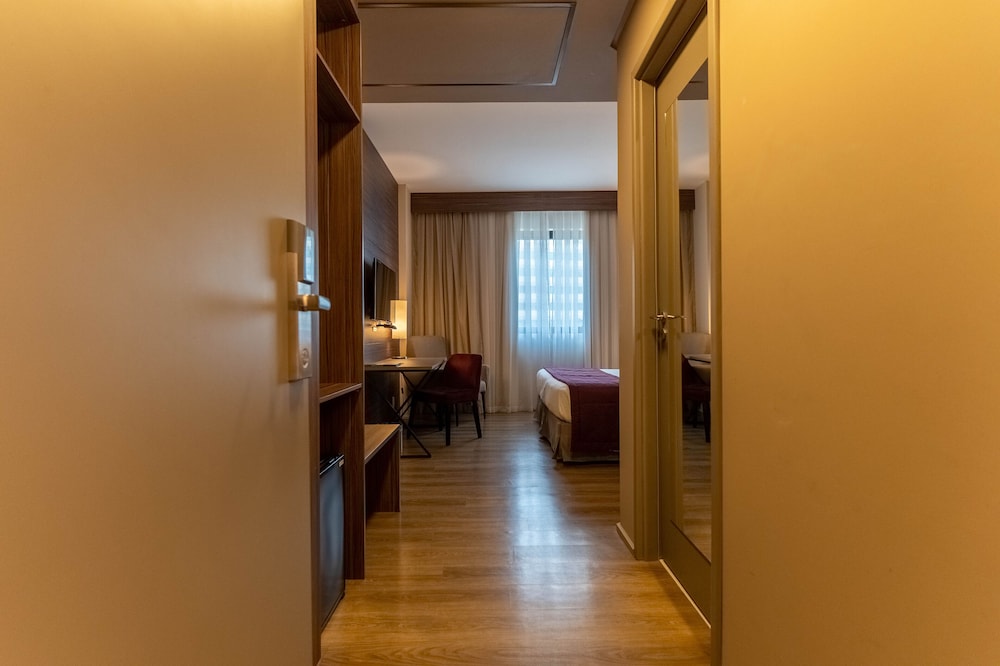 royal palm tower anhanguera