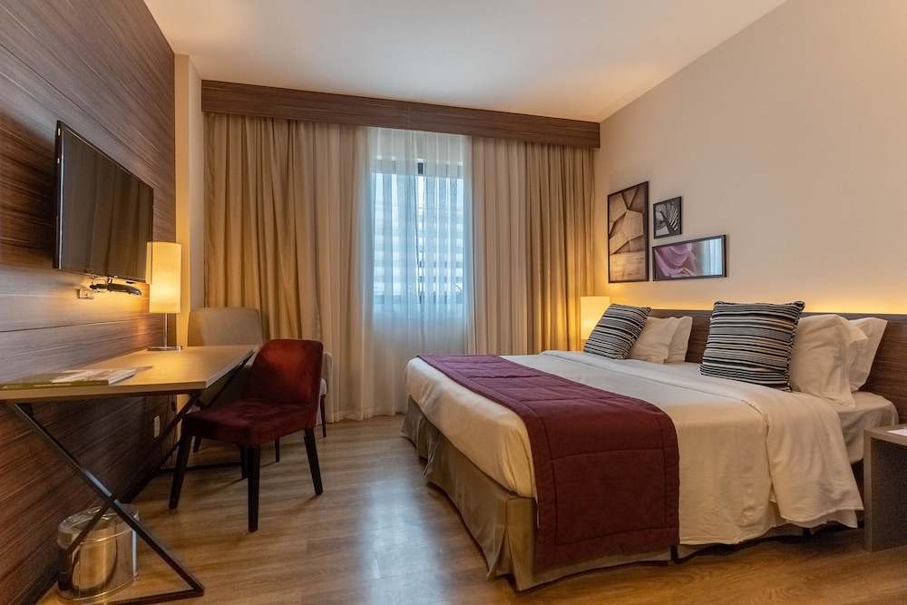 royal palm tower anhanguera