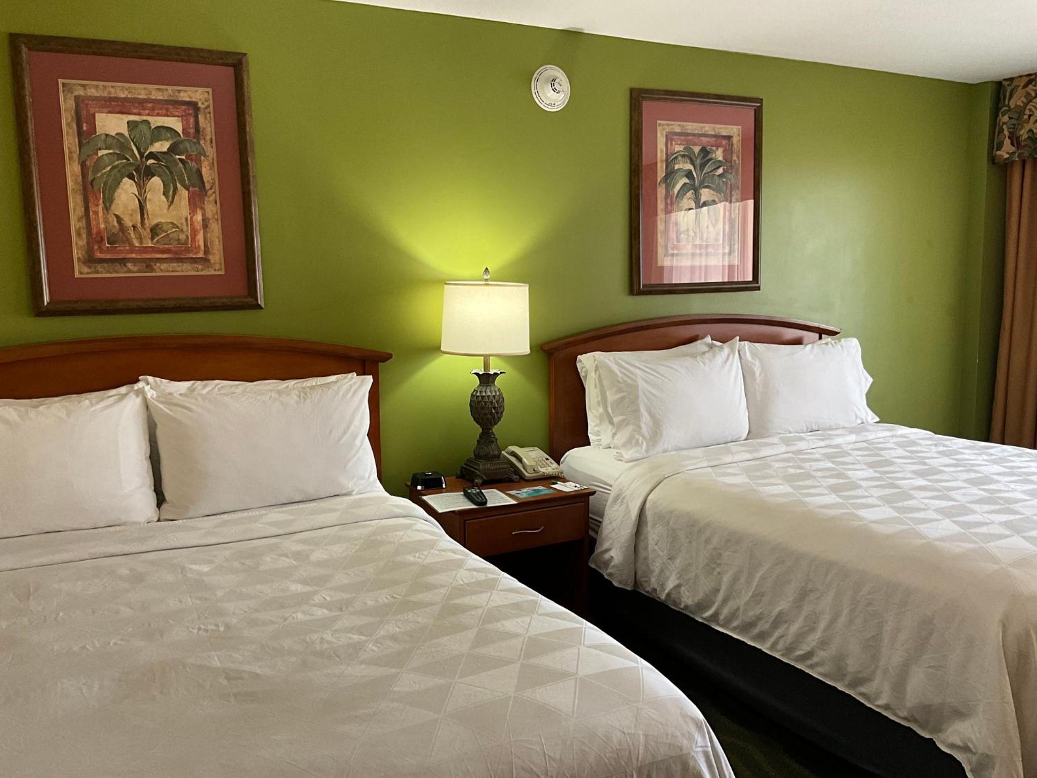 holiday inn and suites clearwater beach by ihg