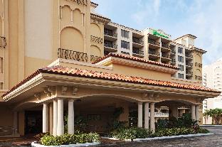 holiday inn and suites clearwater beach by ihg