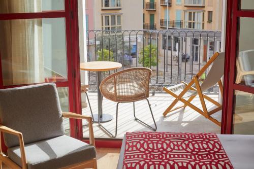 apartahotel fil suites