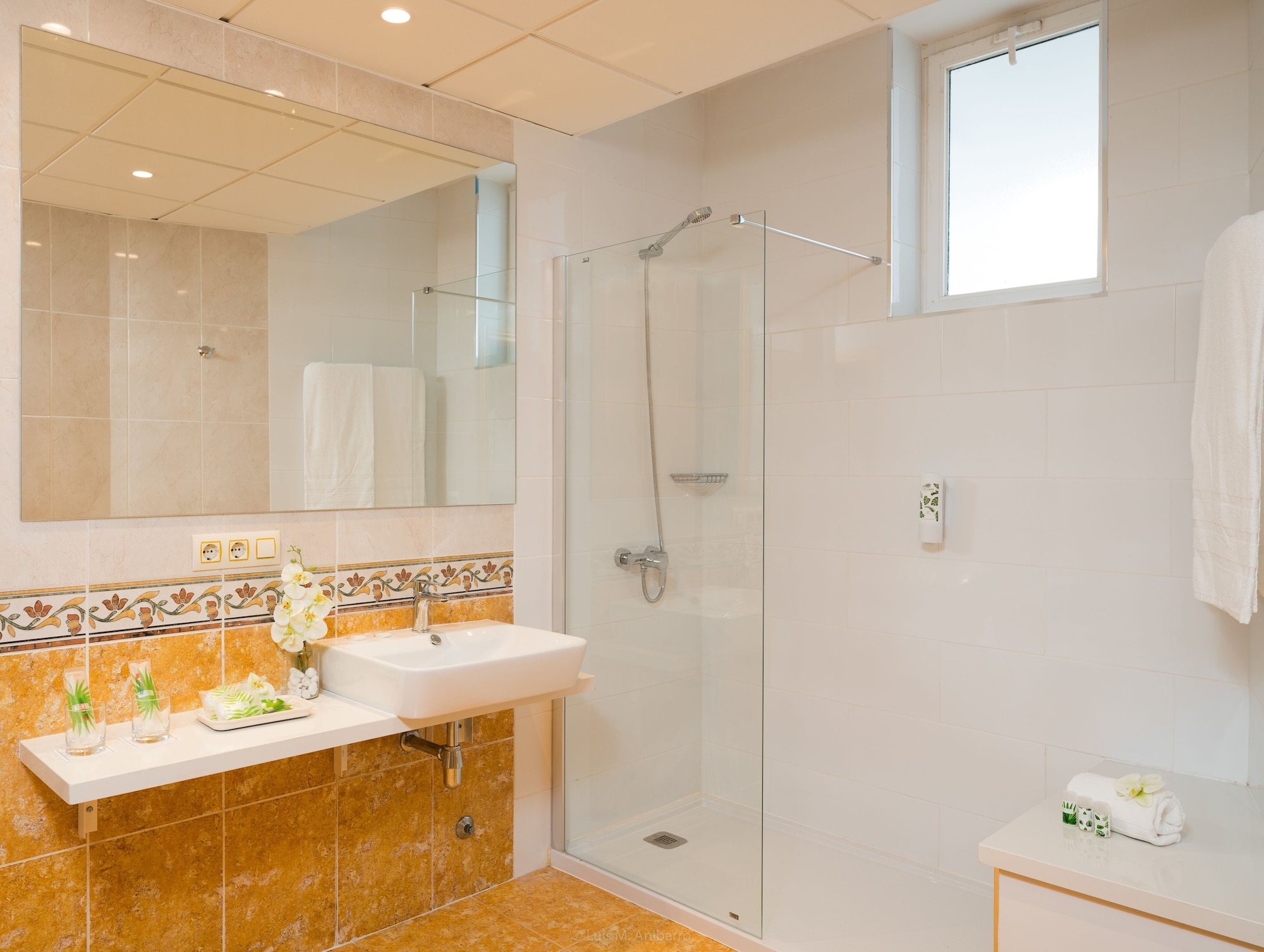 gara suites golf and spa