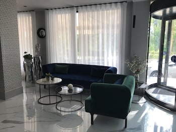 hotel moya landete