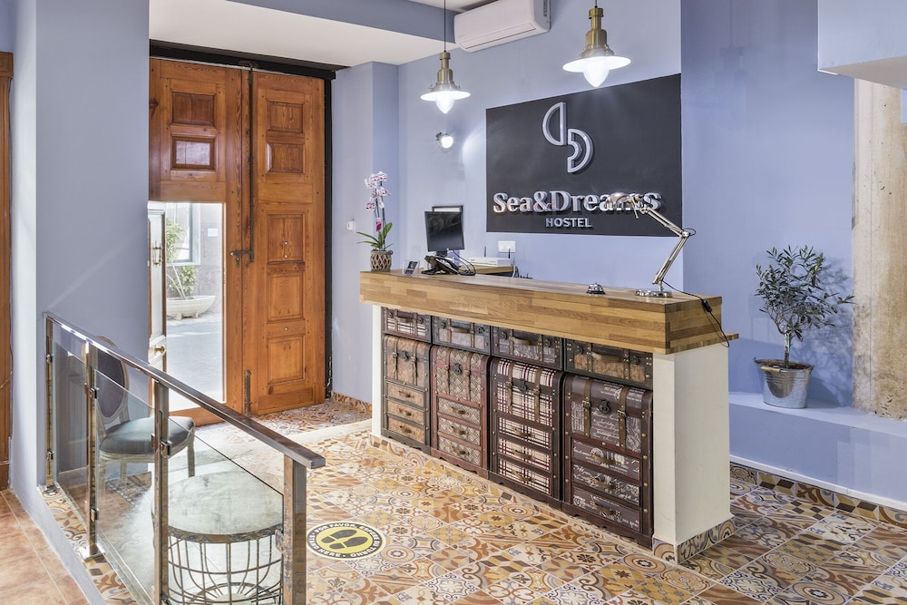 hostel seaanddreams calpe