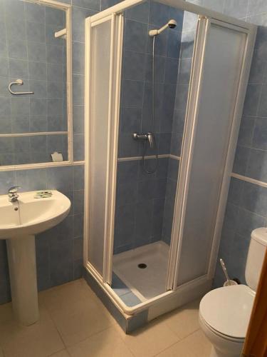 hostal y apartamentos la vereda