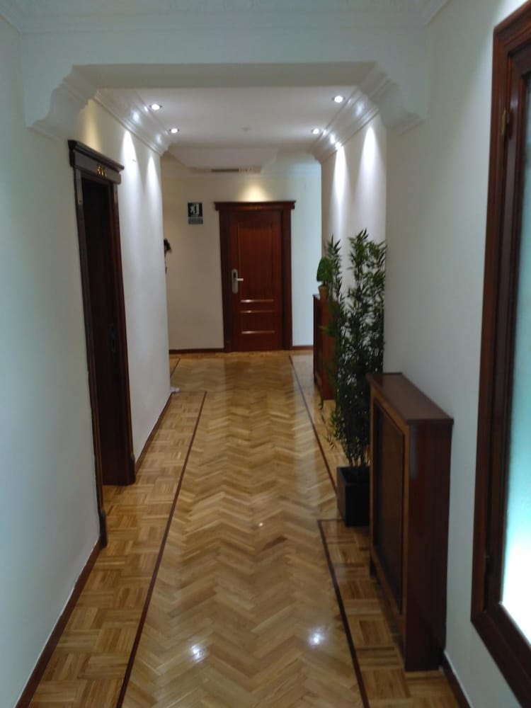 hotel puerta ciudad rodrigo