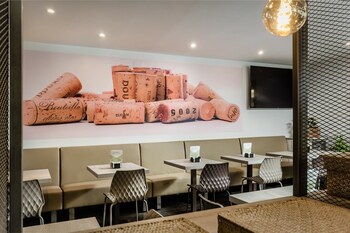 hotel puerta ciudad rodrigo