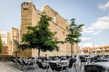 hotel puerta ciudad rodrigo