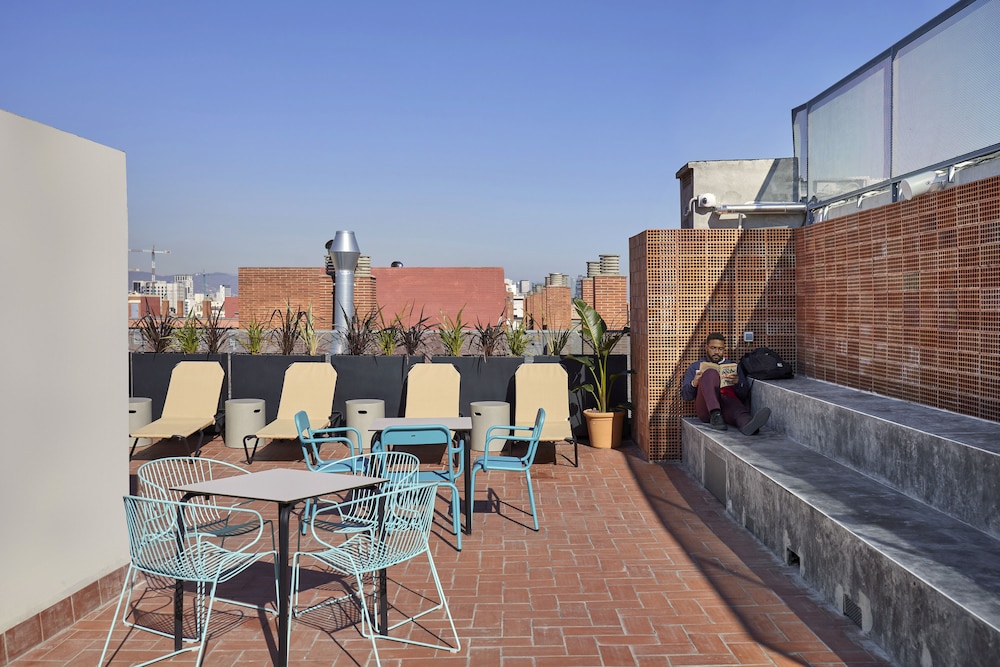 unite hostel barcelona