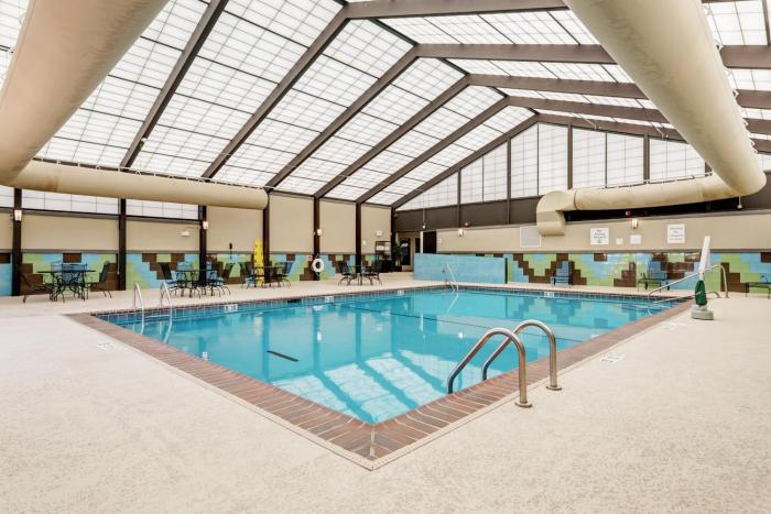 holiday inn st louis arpt west earth city by ihg