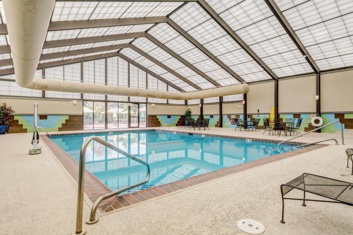 holiday inn st louis arpt west earth city by ihg