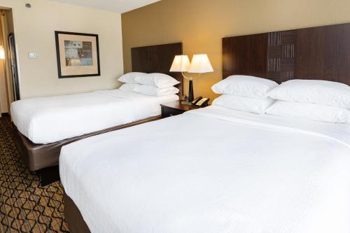 holiday inn st louis arpt west earth city by ihg