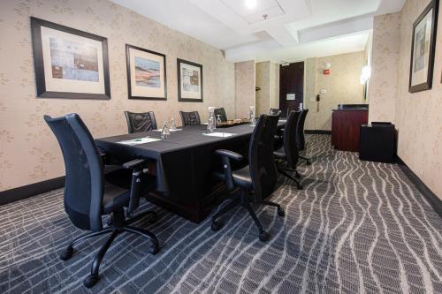 holiday inn st louis arpt west earth city by ihg