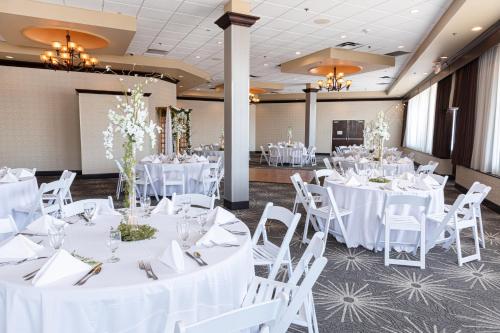 holiday inn st louis arpt west earth city by ihg