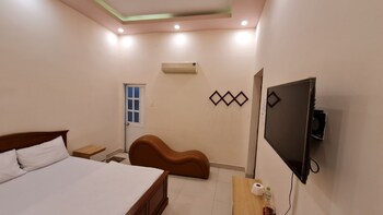 sky hotel