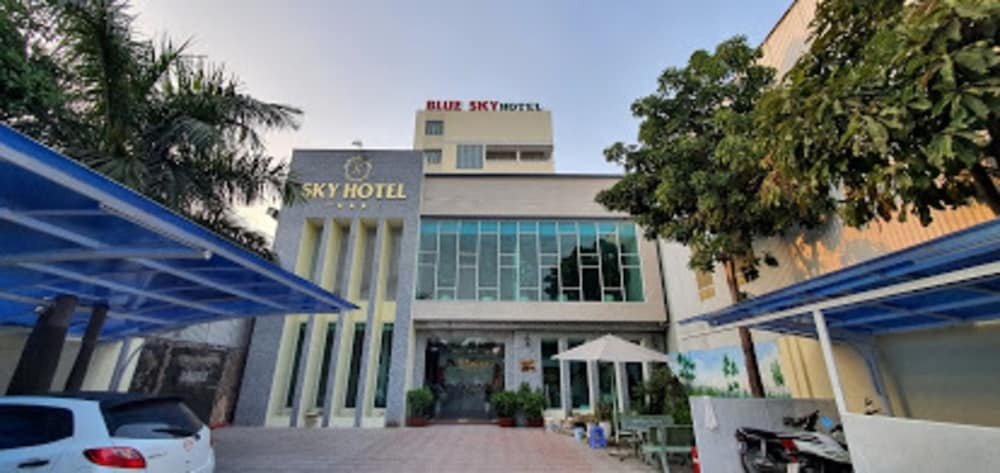 sky hotel