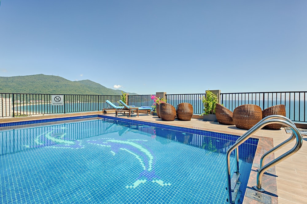 seashore hotel and apartment