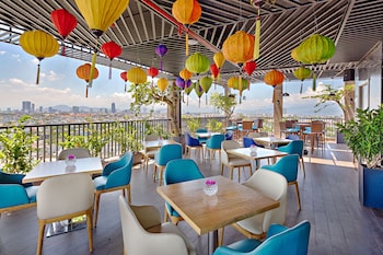 seashore hotel and apartment