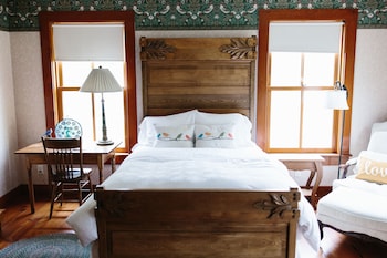 round barn farm b and b event center