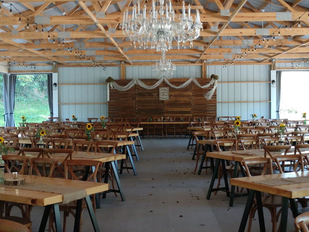 round barn farm b and b event center