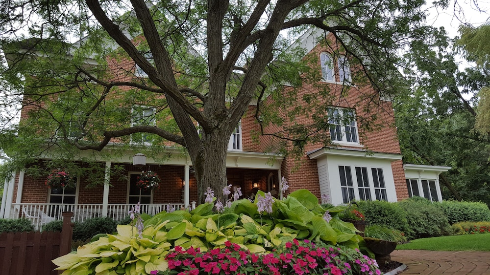round barn farm b and b event center