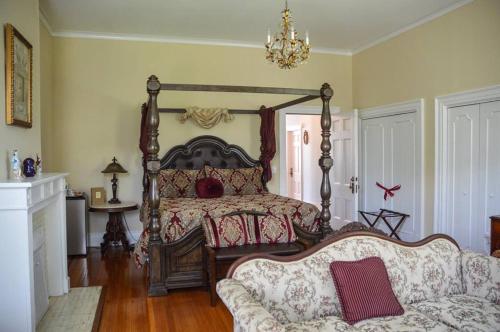 1912 bed and breakfast